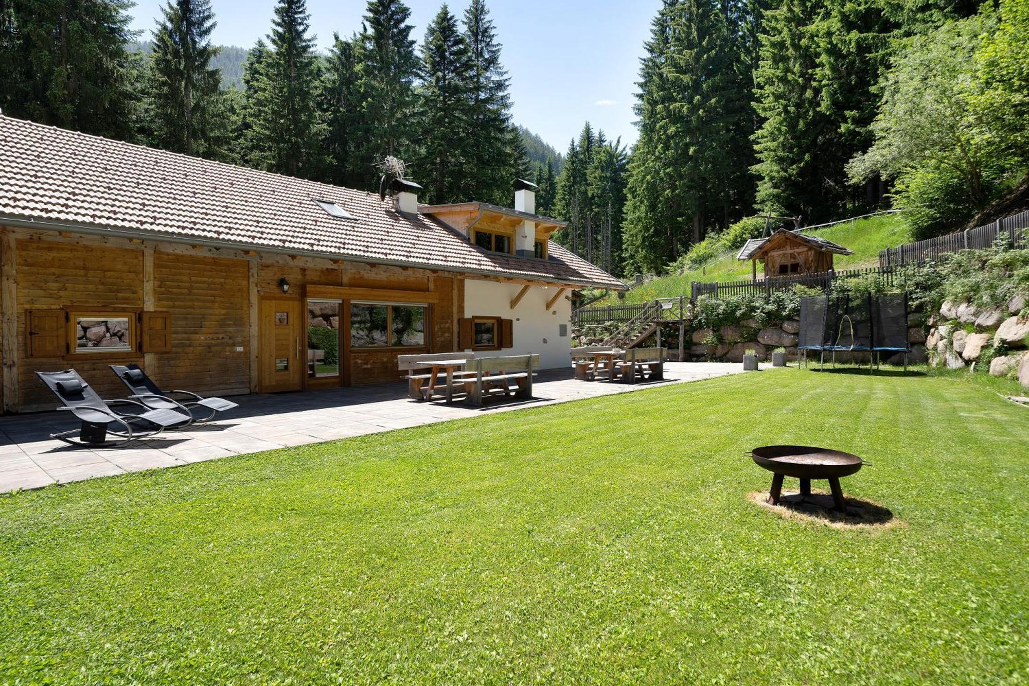 Unterurban Die Zwei Unsere Liebe Frau im Walde ภายนอก รูปภาพ