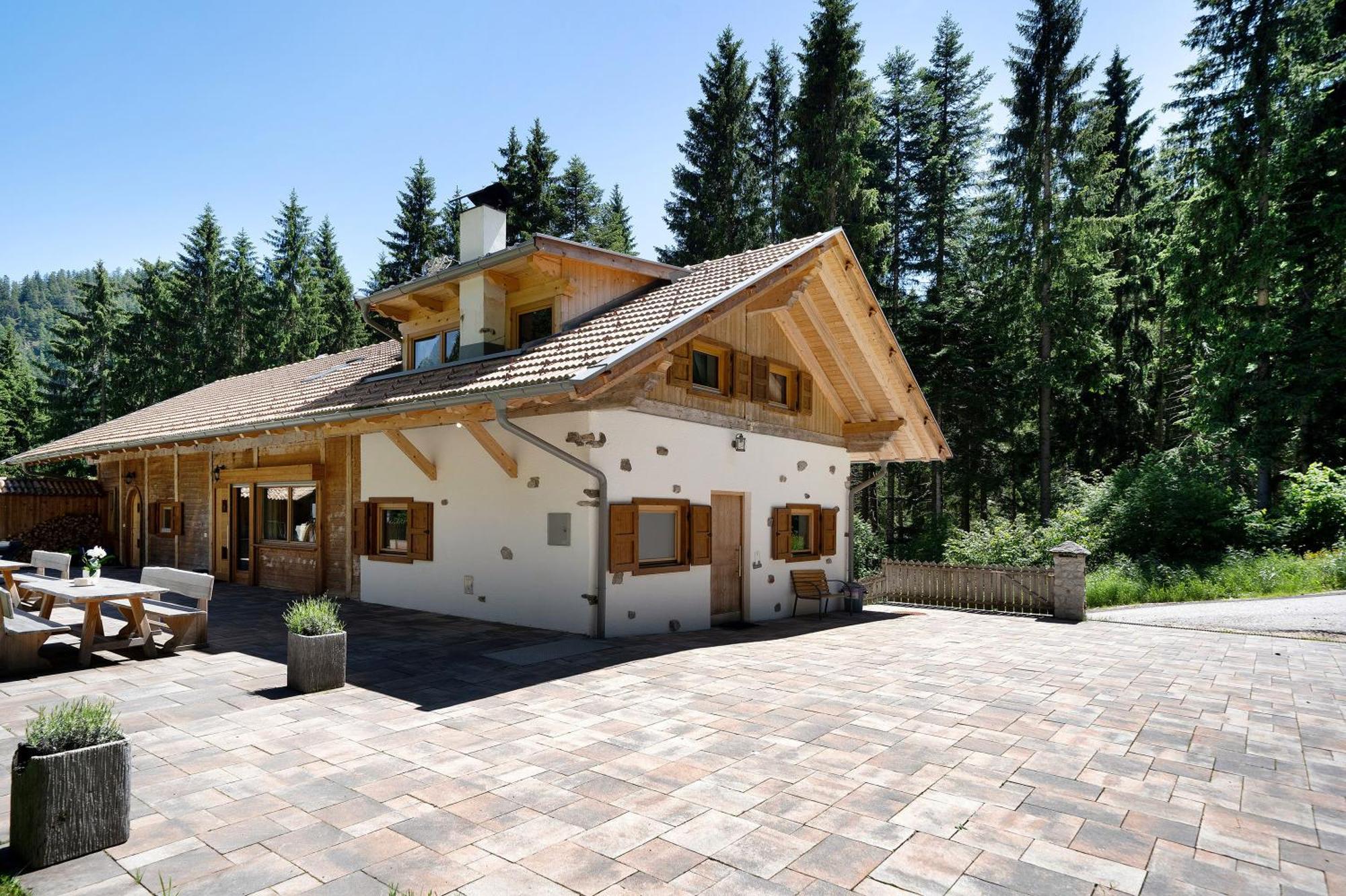 Unterurban Die Zwei Unsere Liebe Frau im Walde ภายนอก รูปภาพ