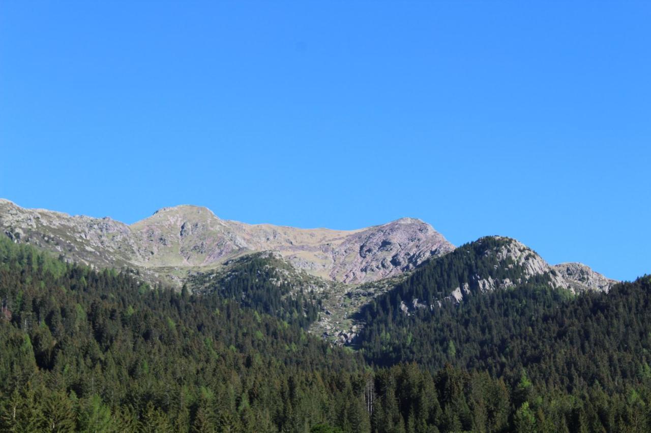 Unterurban Die Zwei Unsere Liebe Frau im Walde ภายนอก รูปภาพ